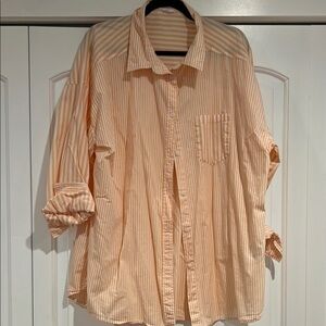Cotton On‎ Peach Button Down Shirt with Collar and long sleeves.  Women’s large